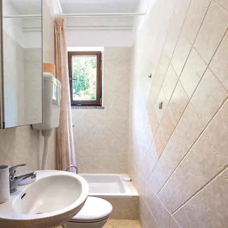 Amazing In With Kitchen Apartment