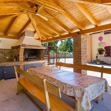 شقة In With Wifi *